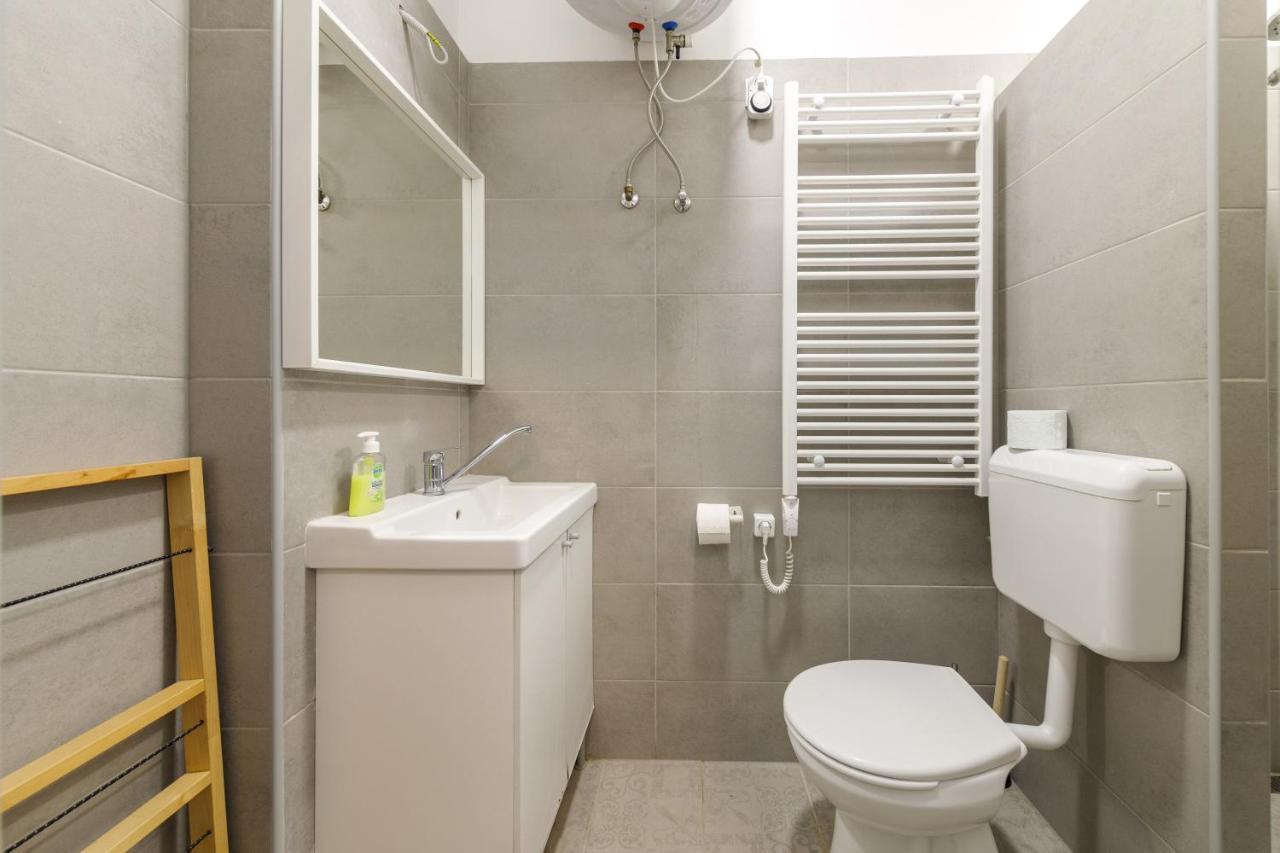 Cozy Modern Space At The Heart Of The City Debrecín Exteriér fotografie